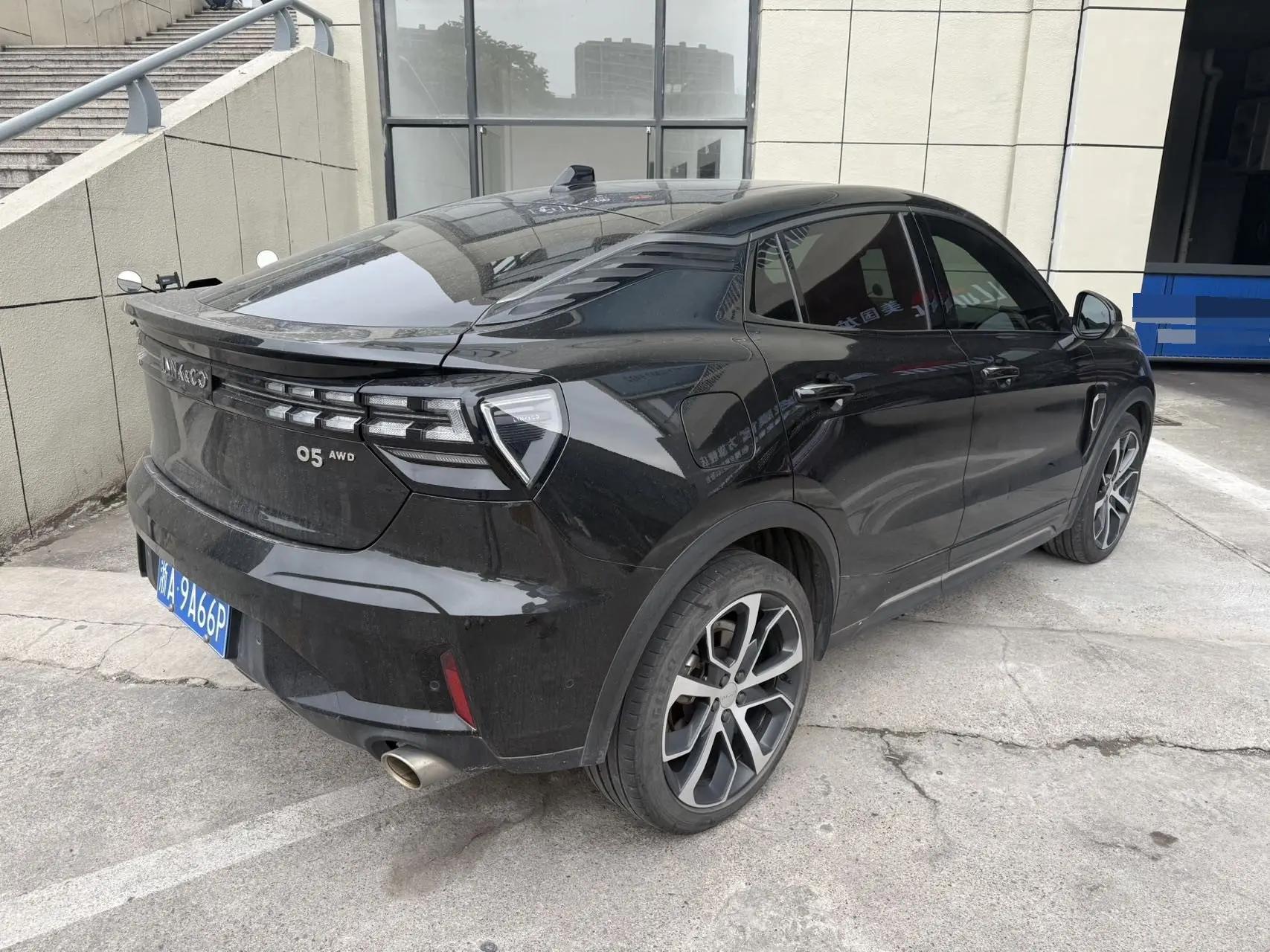 LYNK&amp;CO 01 2021 2.0TD 4WD Halo 4