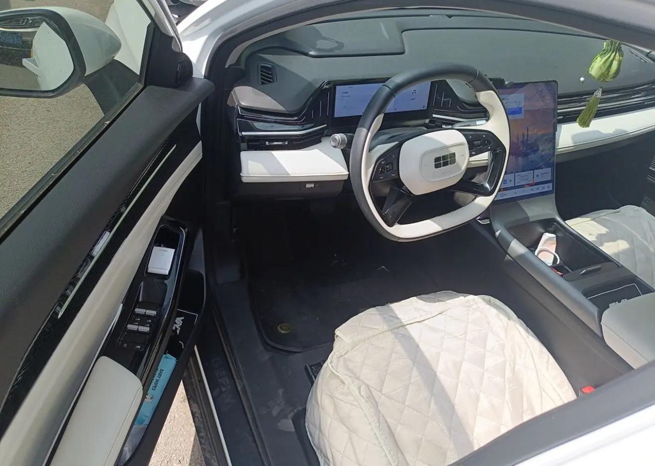 Geely Galaxy 2023 L6 1.5T 125km Starship Automatic Gear 2