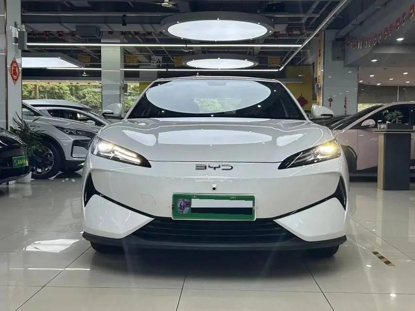 BYD e7 2025 520 Zhixing Edition 2