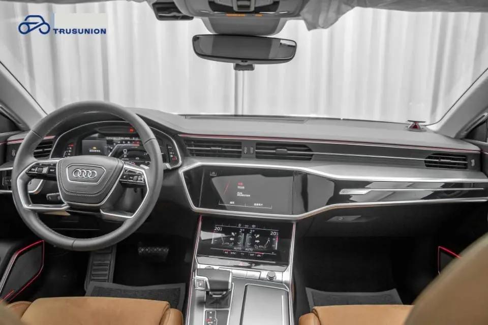 Audi 2024 A7L 2.0TFSI 45TFSI Luxury Automatic 7