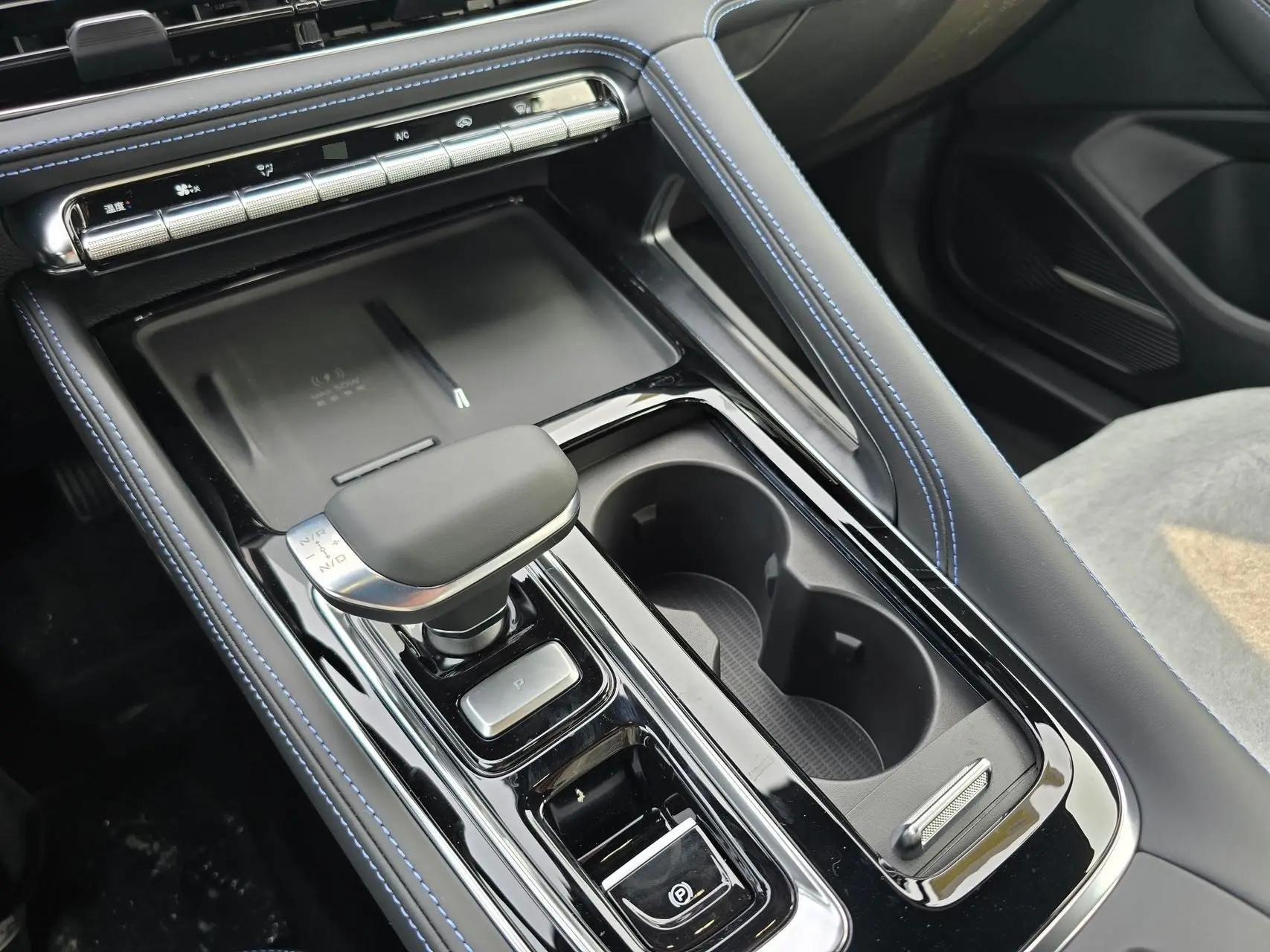 Geely 2026 Xingrui 1.5TD Oriental Yao Kunlun Edition Automatic 8