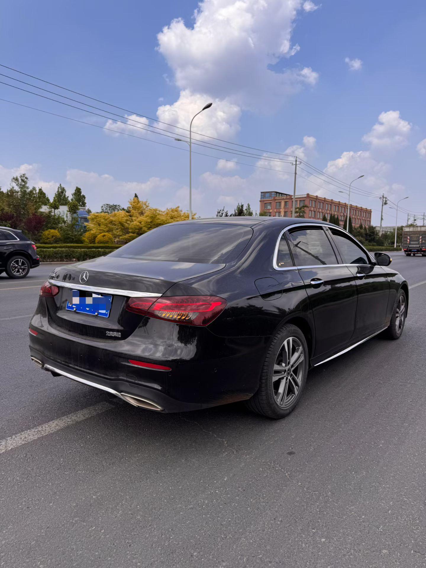 Mercedes Benz Class E 2021 to E 260 L 3