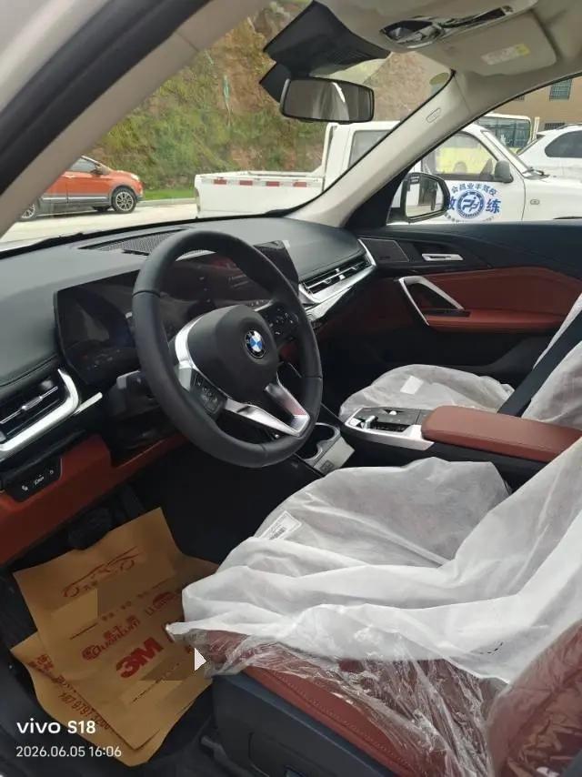 BMW 2026 X1 sDrive25Li 2.0T X design set automatic gear 7