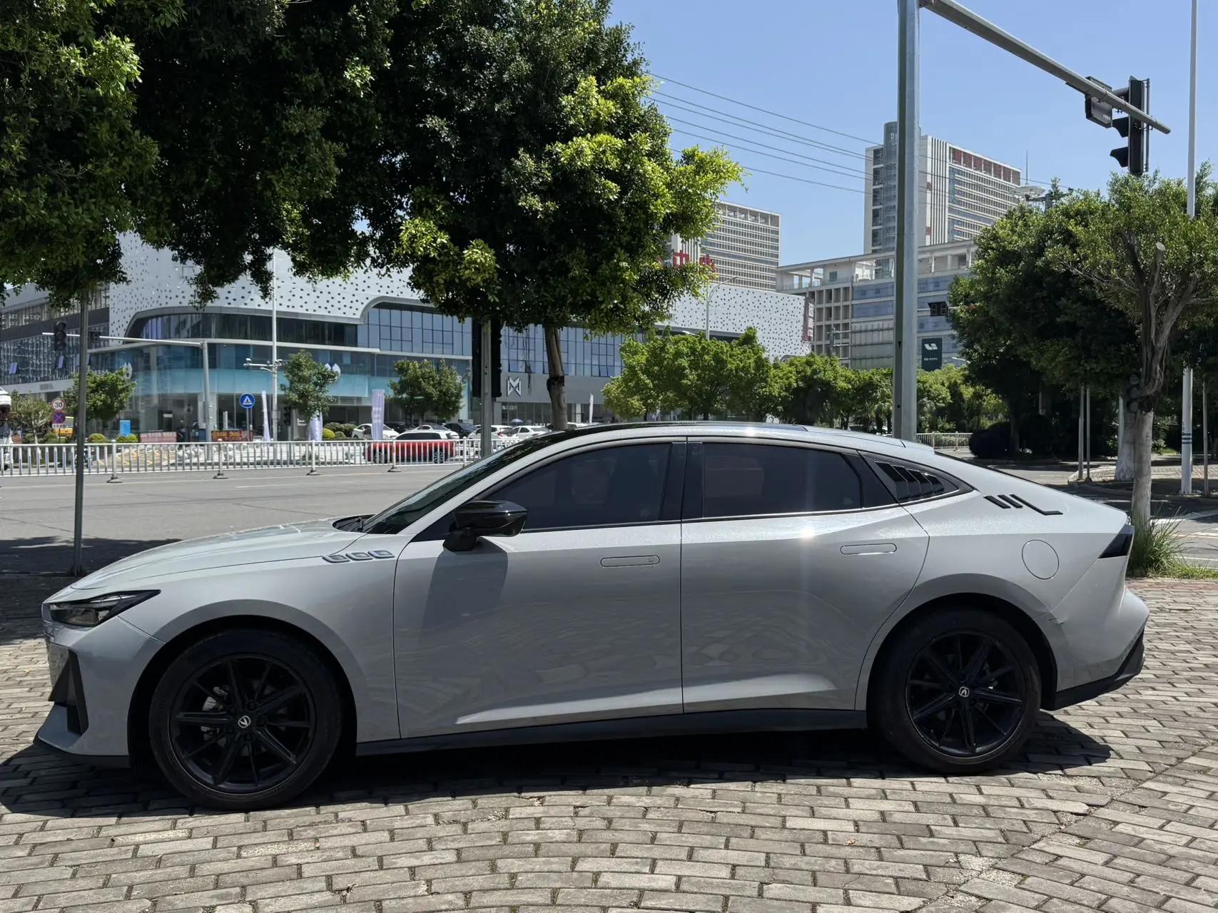ChangAn 2024 UNI-V 1.5T High Energy Edition Automatic Gear 7