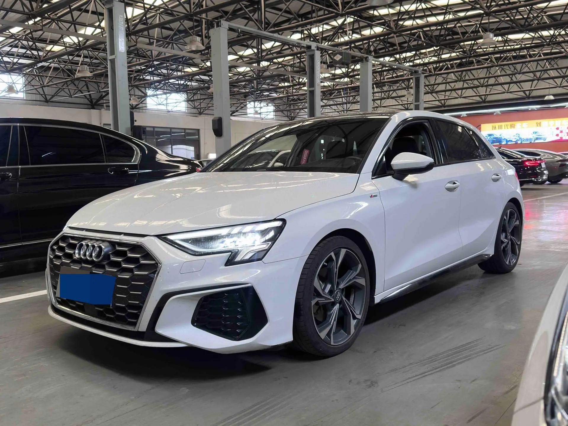 Audi A3 2021 Sportback 35 TFSI Luxury Sport