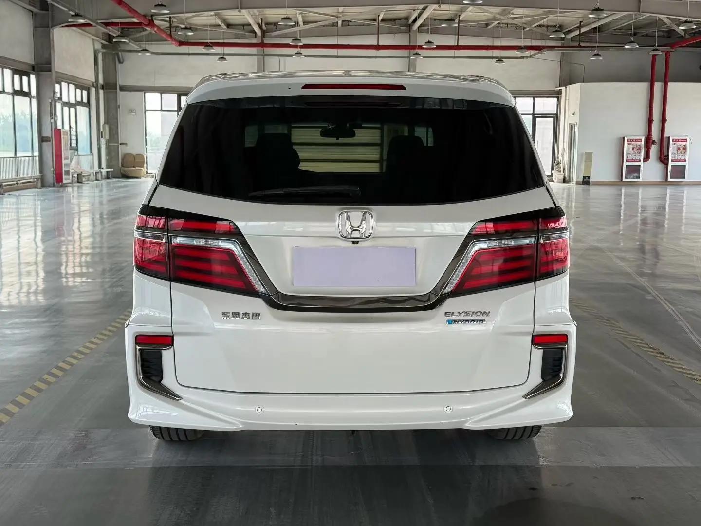 Elyson 2019 2.0L Hybrid Deluxe Edition 8