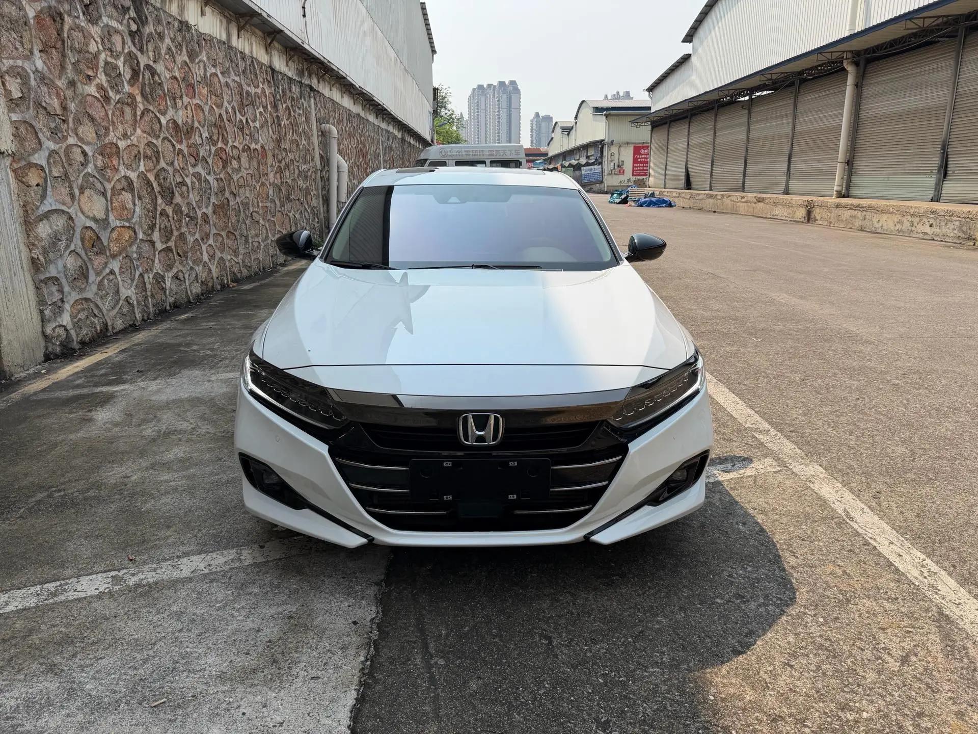 Accord 2022 260TURBO Magic Night Premium Edition 2