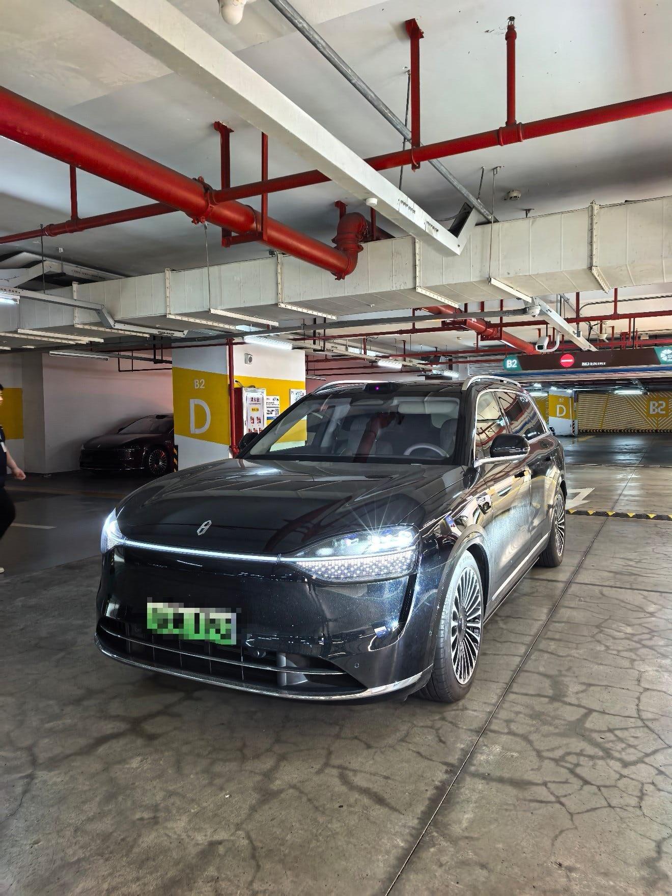 AITO 2025 Model AITO M9 Range-Extended Ultra Version 52kWh 5-Seater Automatic