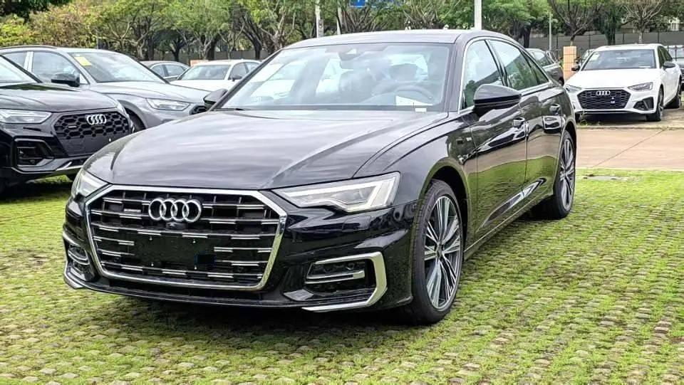 Audi 2025 A6L 2.0TFSI 45TFSI Quattro Prestige Dynamic Edition Automatic 2