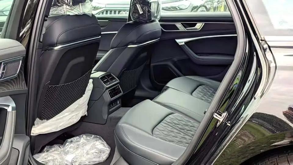 Audi 2025 A6L 2.0TFSI 45TFSI Quattro Prestige Dynamic Edition Automatic 4