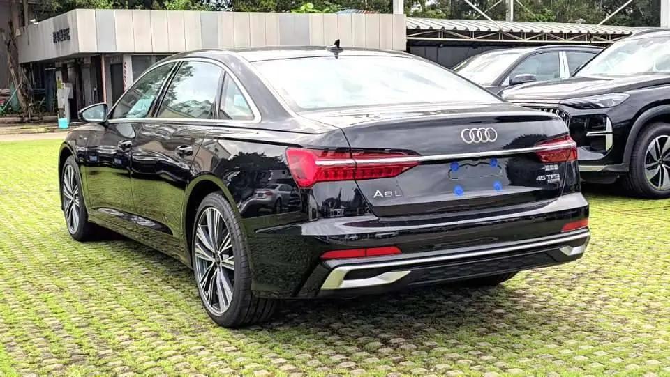 Audi 2025 A6L 2.0TFSI 45TFSI Quattro Prestige Dynamic Edition Automatic 6
