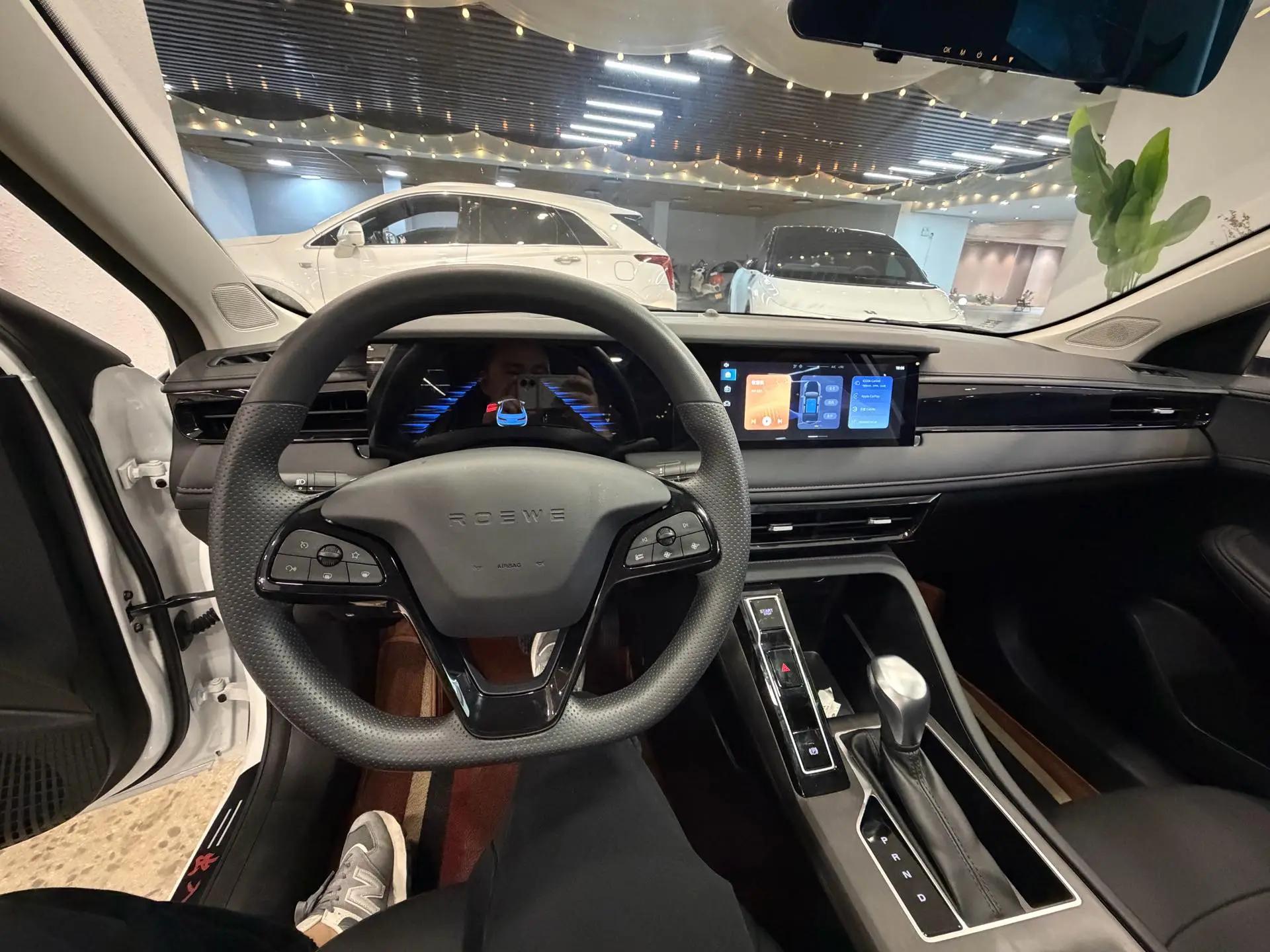 Roewe 2024 i5 1.5 CVT Prestige Edition Automatic 7