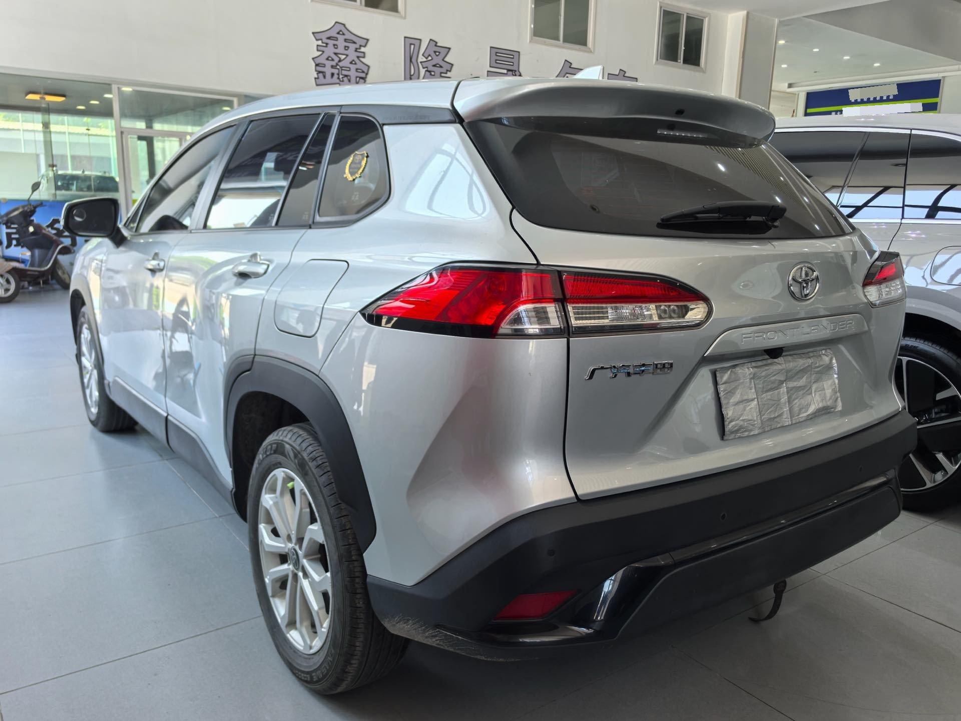 Toyota 2023 Frontlander 2.0 CVT Leading Edition Automatic 12