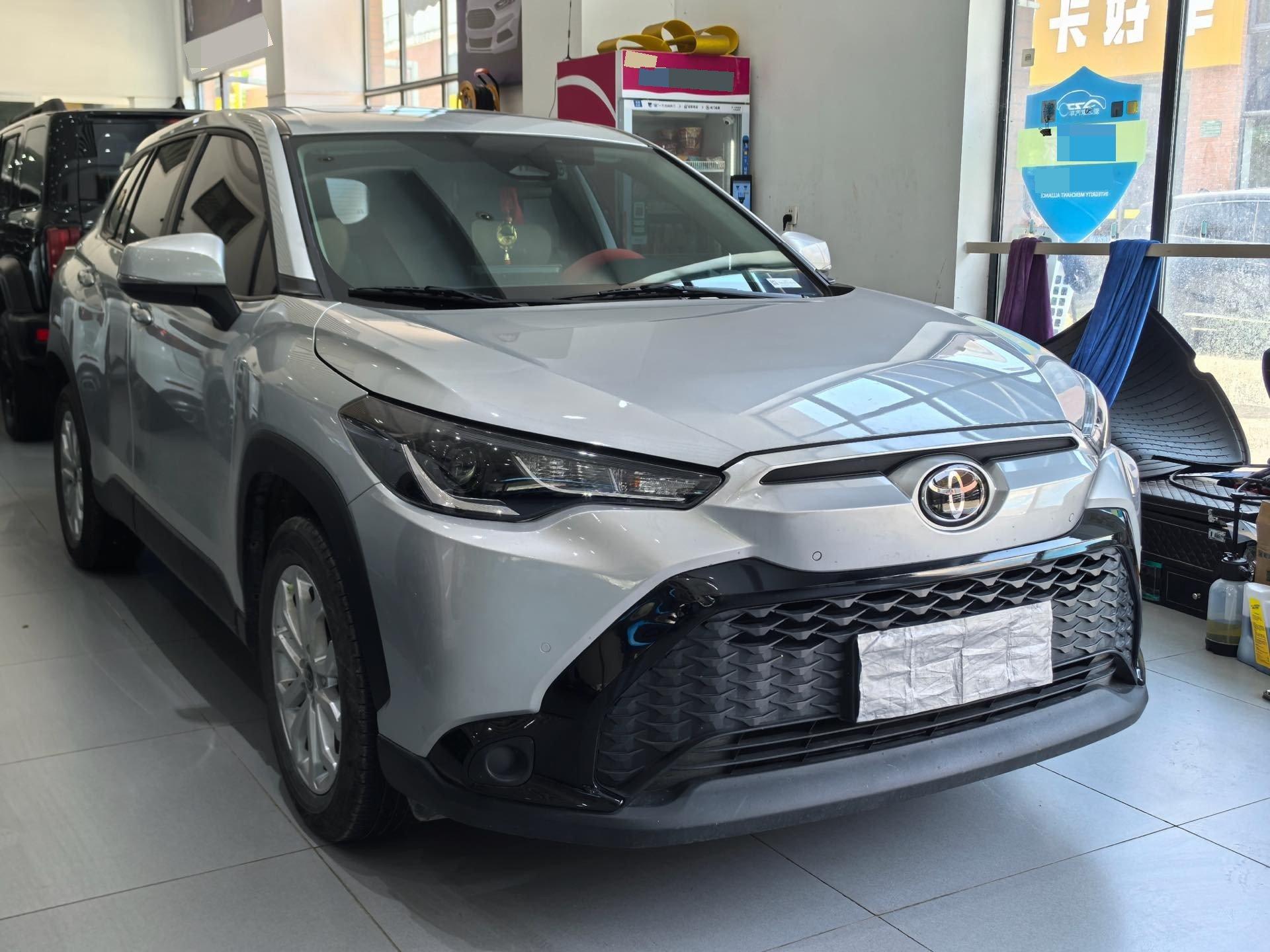 Toyota 2023 Frontlander 2.0 CVT Leading Edition Automatic 3