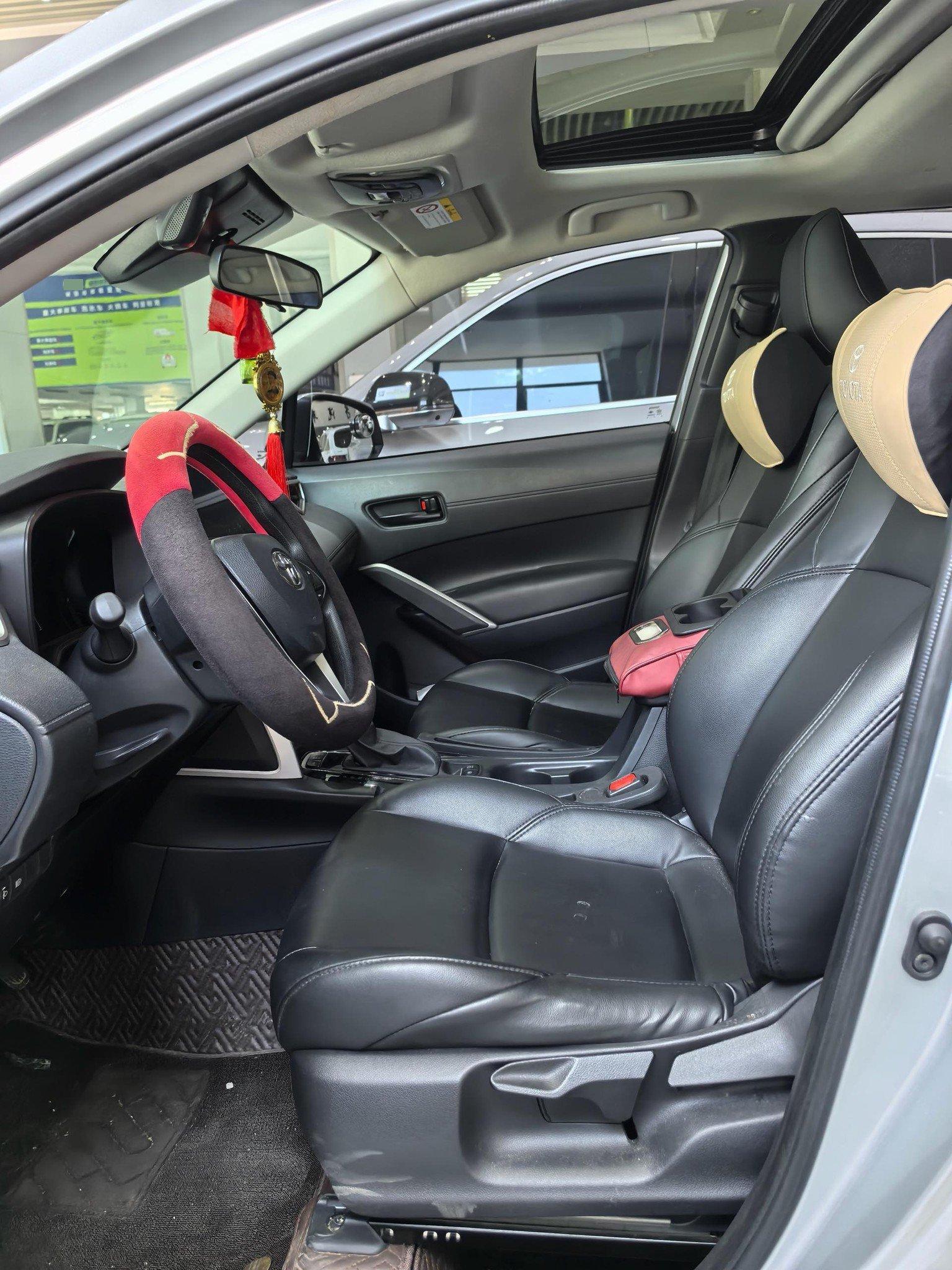 Toyota 2023 Frontlander 2.0 CVT Leading Edition Automatic 4