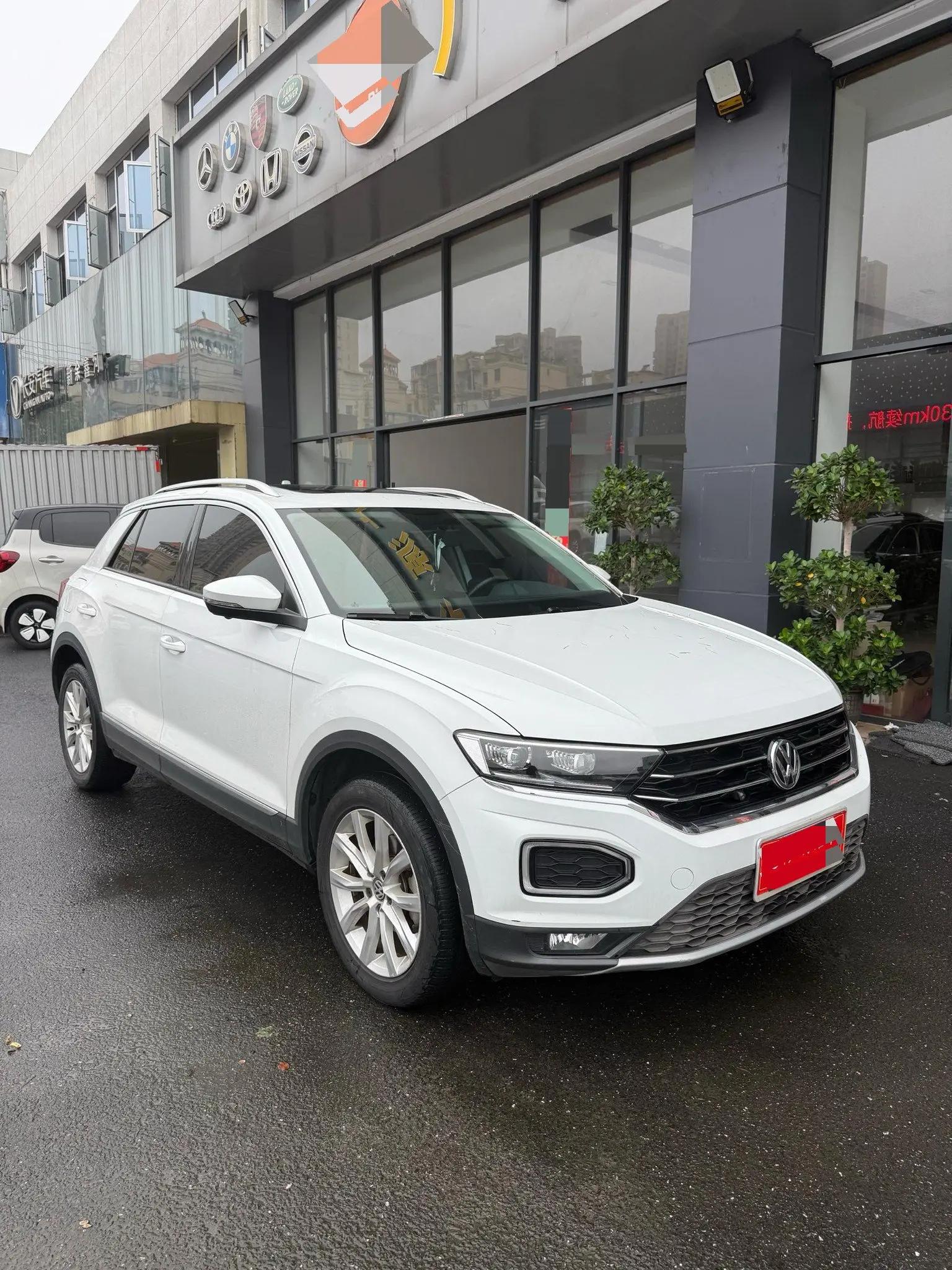 T-ROC Tange 2020 280TSI DSG Two-Drive Elite Model 3