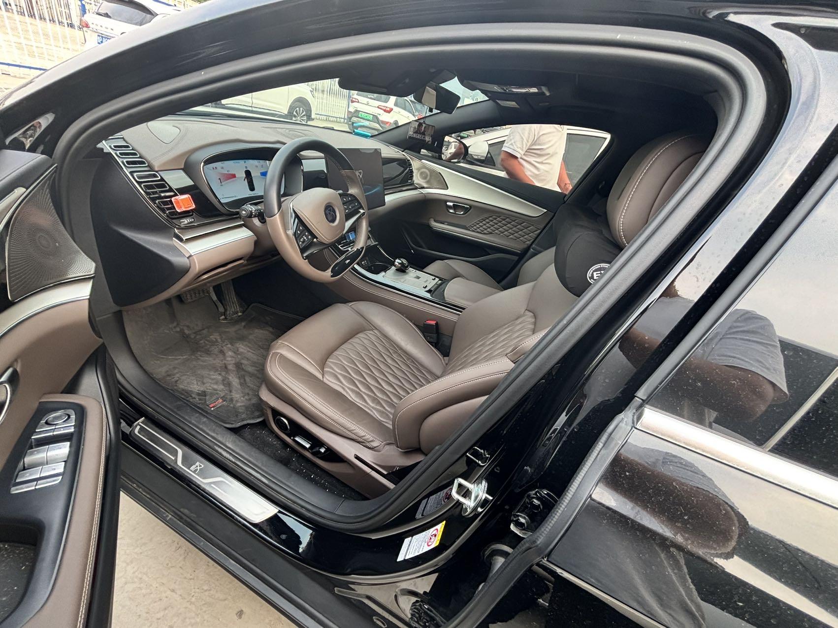 BYD 2024 Chinese DM-i 1.5T stepless glory version 121KM elite automatic gear 3