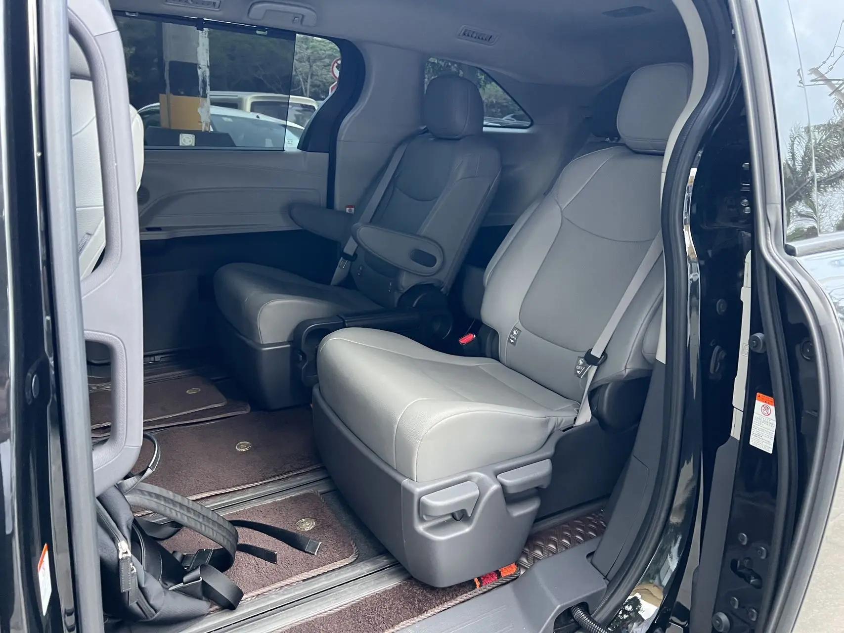 Grevia 2022 2.5L Hybrid Comfort Edition 6