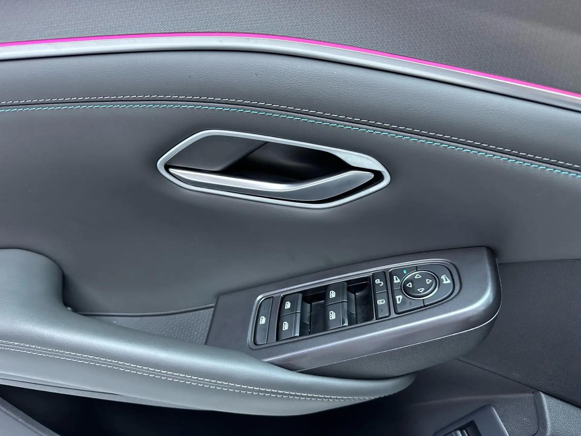 BYD 2025 Song L DM-i 1.5 Stepless Smart Driving Edition 160km Exceed Automatic Transmission 7