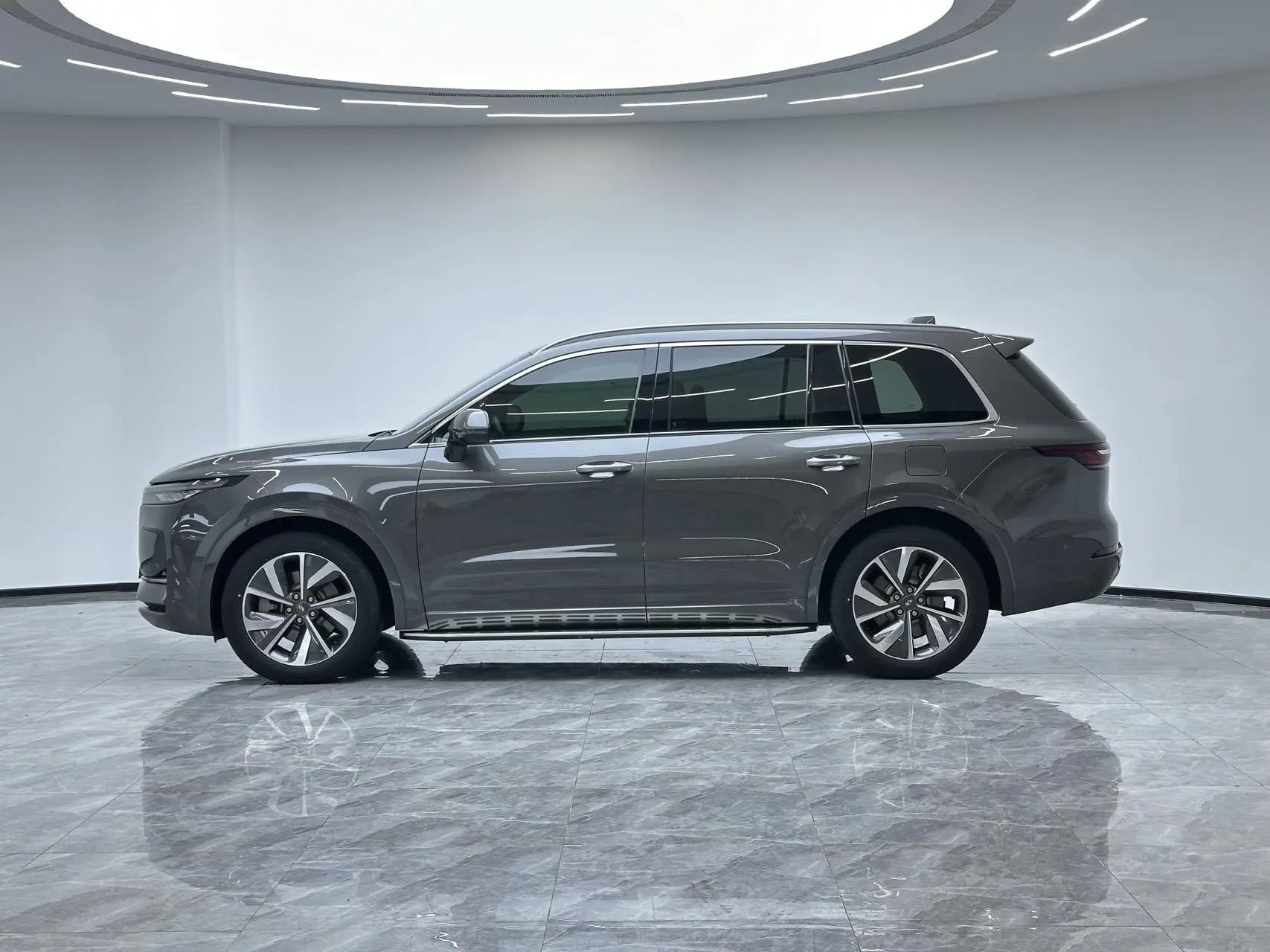Li ONE 2021 Range-Extended 6-Seater Version 2