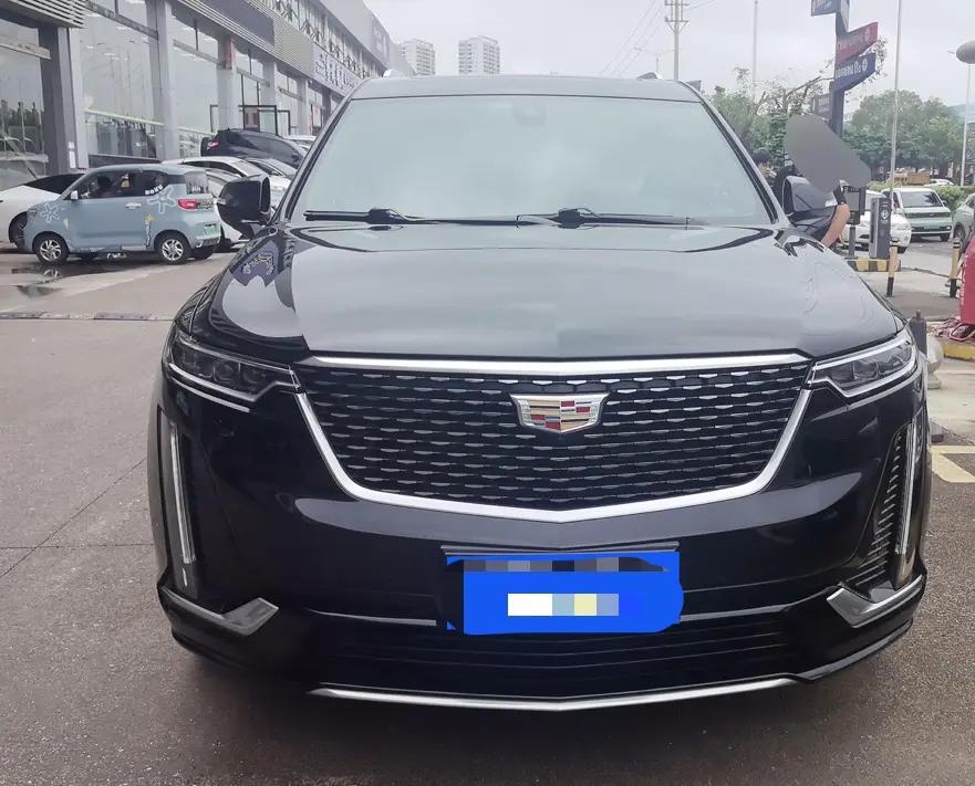 Cadillac XT6 2021 28T six-seat four-wheel drive luxury model 2