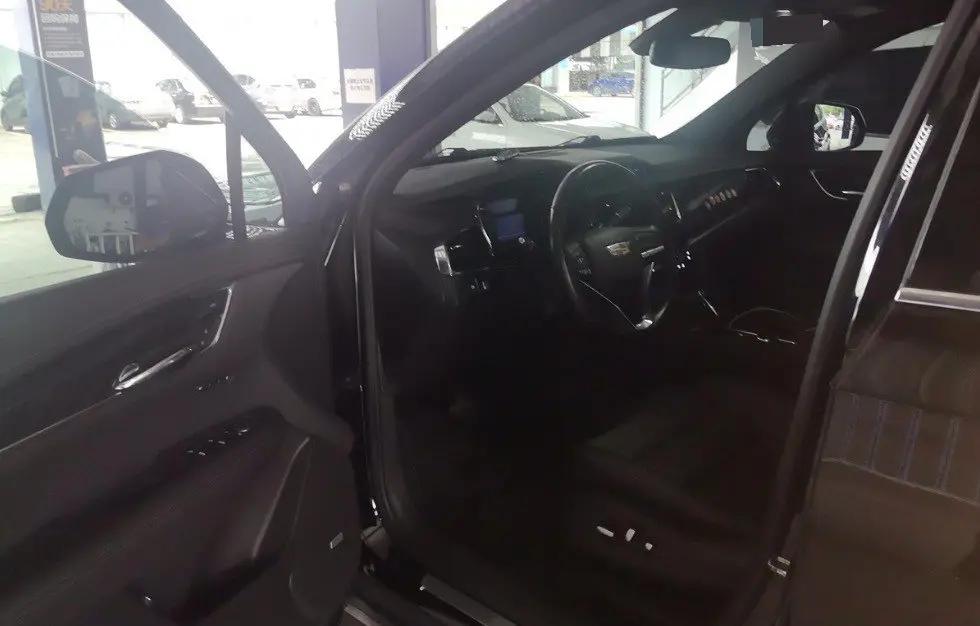 Cadillac XT6 2021 28T six-seat four-wheel drive luxury model 4