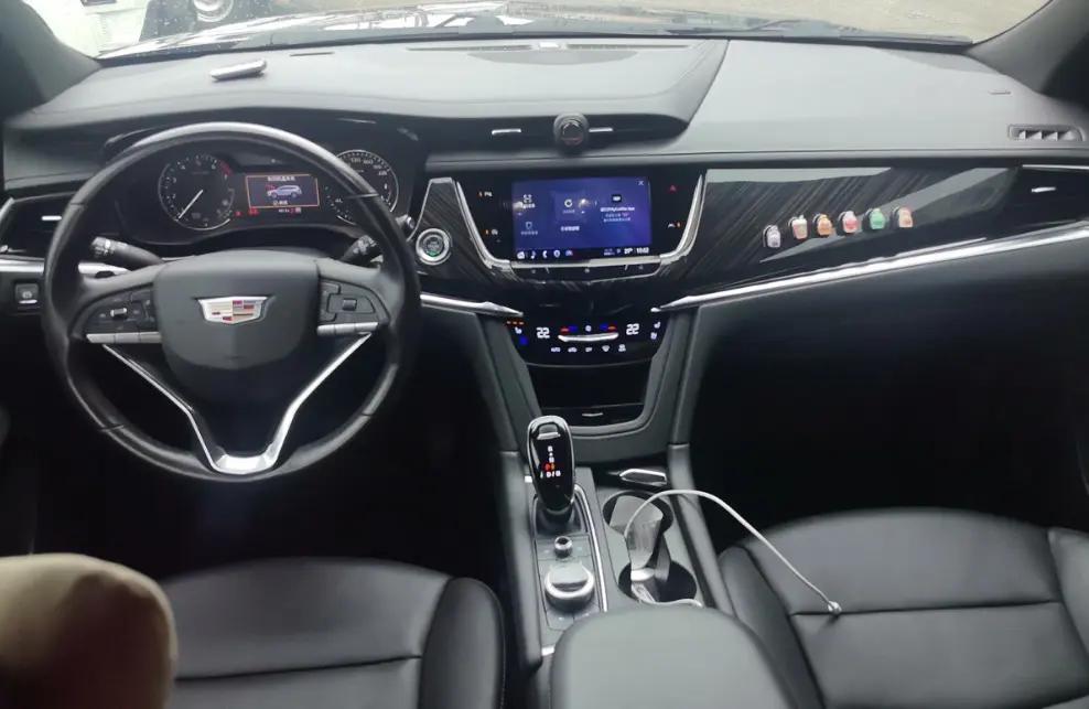 Cadillac XT6 2021 28T six-seat four-wheel drive luxury model 5