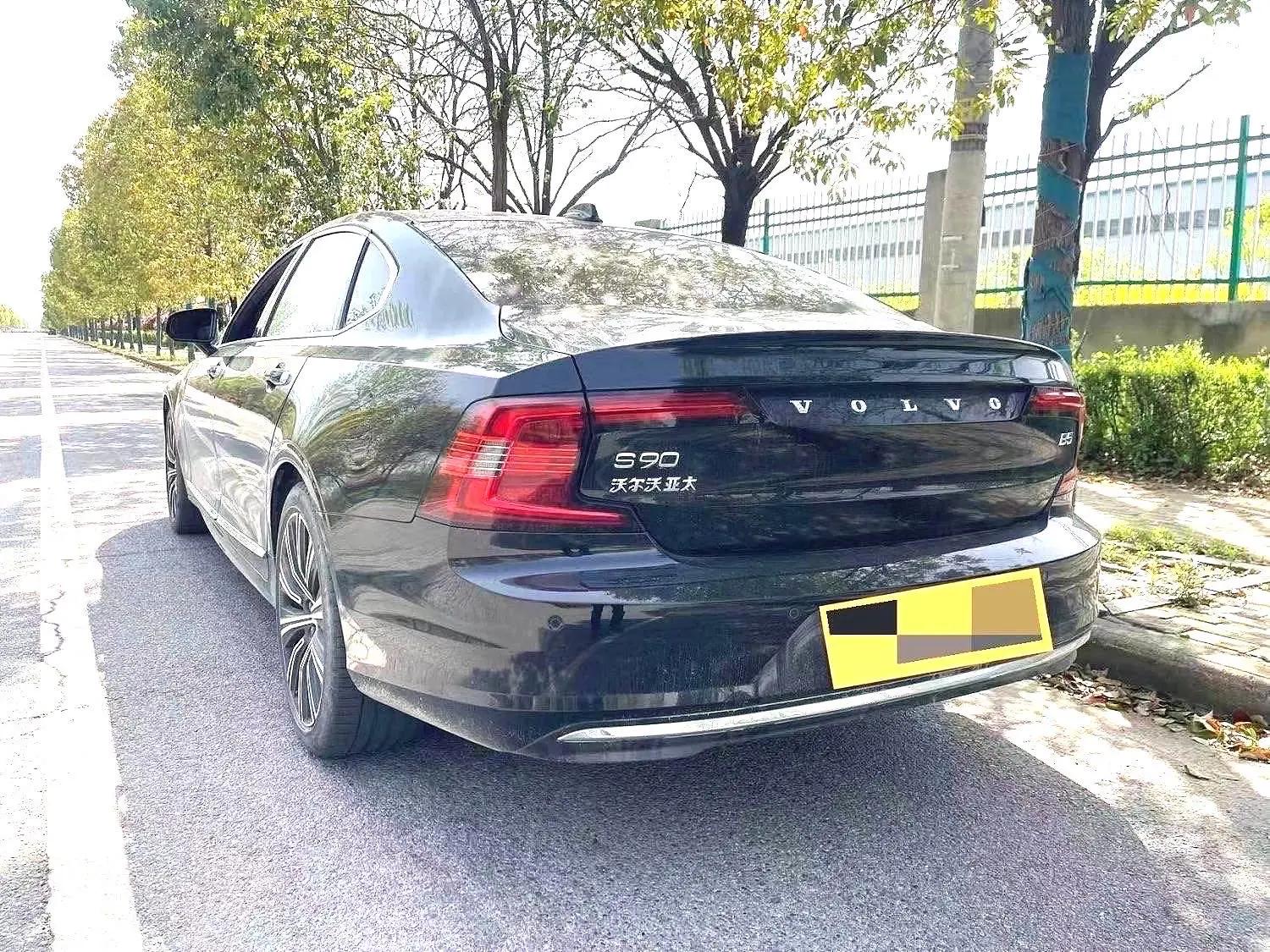 Volvo S90 2023 B5 Zhiyuan Deluxe Edition 8