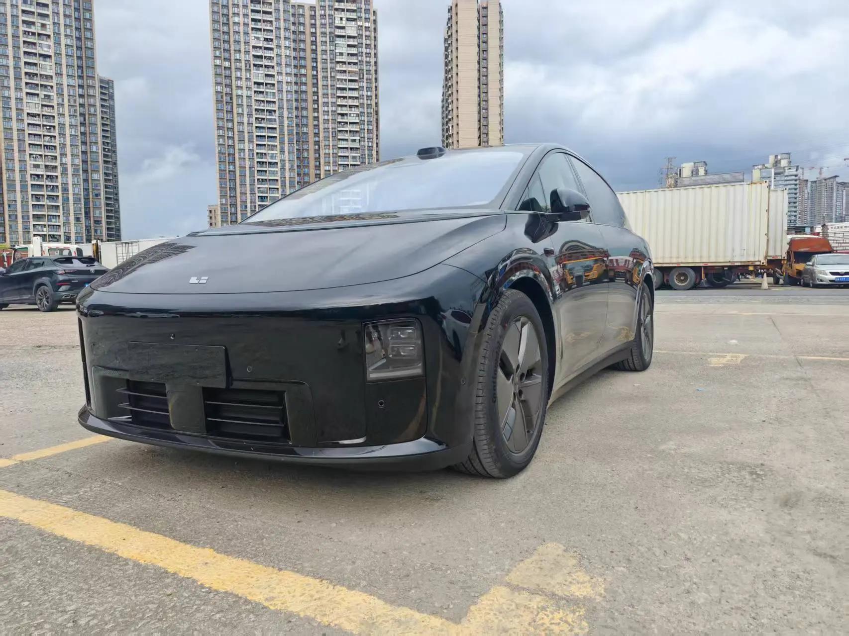 Li 2025 i8 Standard Edition Automatic