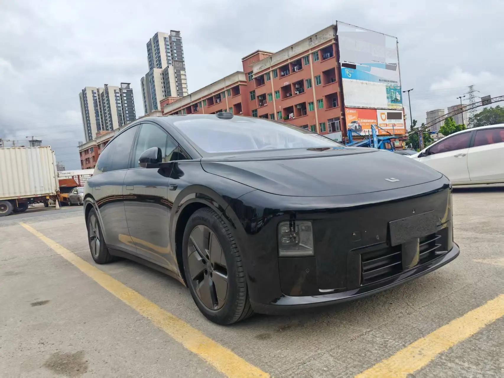 Li 2025 i8 Standard Edition Automatic 3