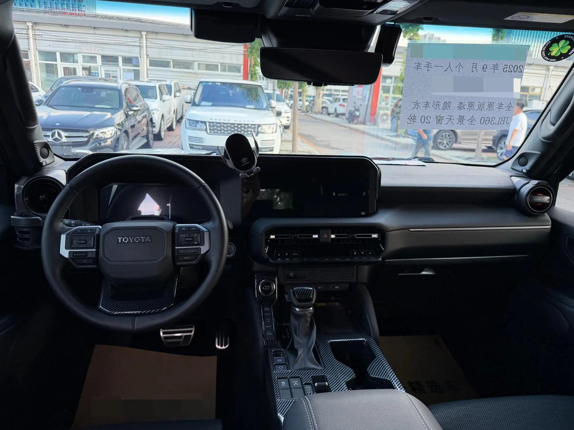 丰田 2025款 普拉多 HEV 2.4T 旗舰VX版5座 自动挡 11