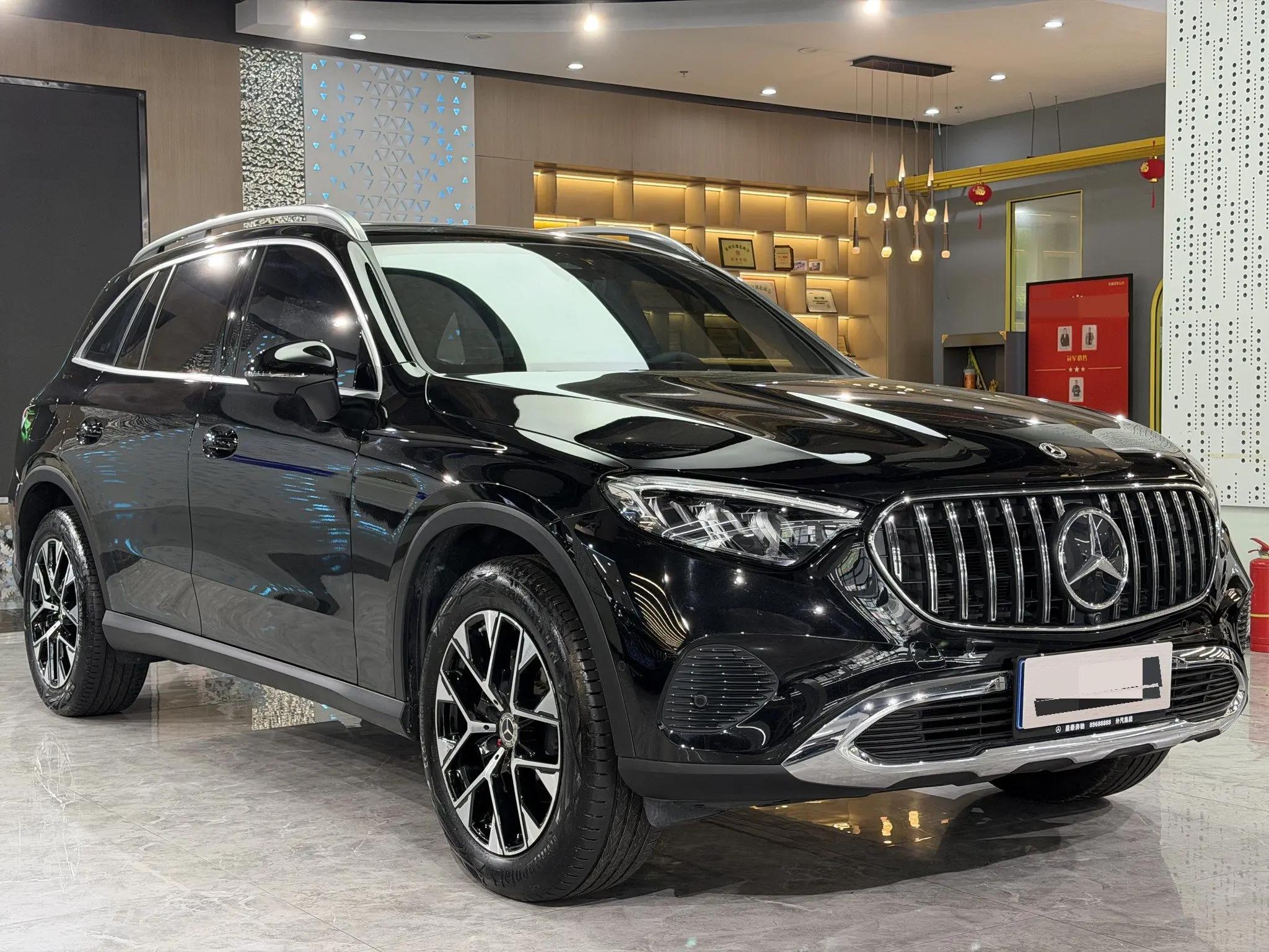 Mercedes Benz 2025 GLC 260 L 4MATIC 48V 2.0T Dynamic 5-seat Automatic Gear 3