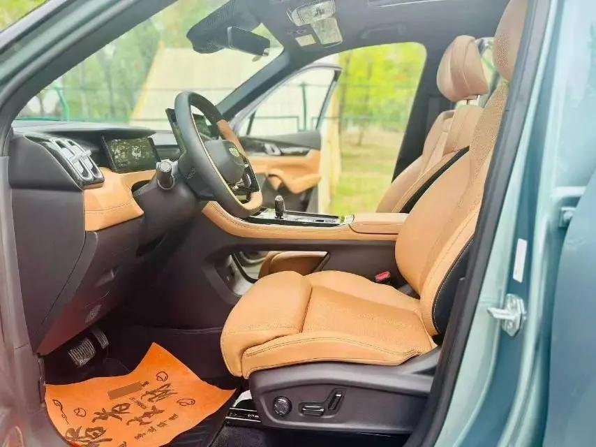 Geely 2025 Boyue L 1.5TD Splendid Automatic Gear 4