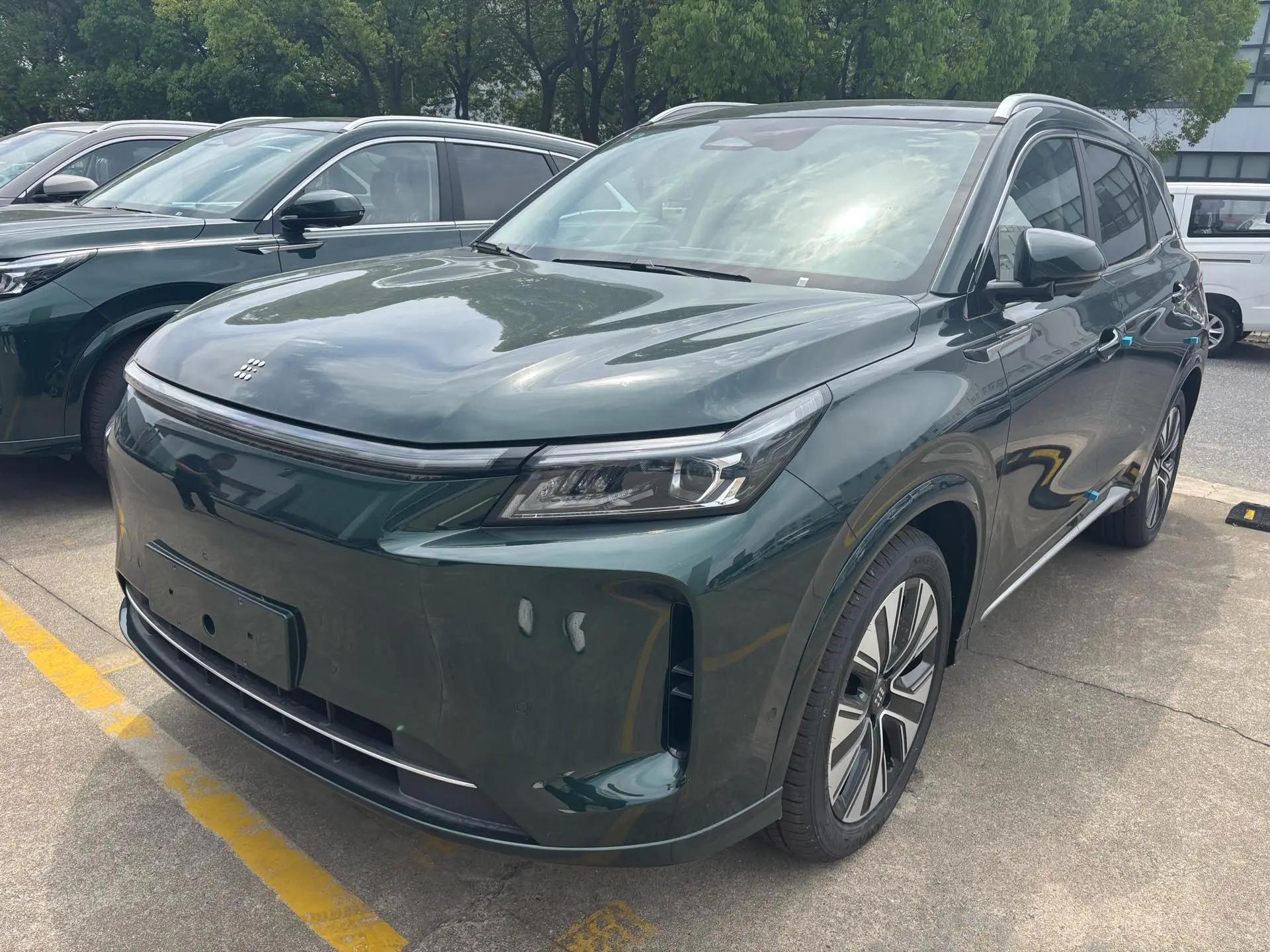 LanDian 2026 LanDian E5 PLUS 1.5 Stepless Standard Endurance Four-wheel Drive Performance Edition Ultra5 Seat Automatic Transmission