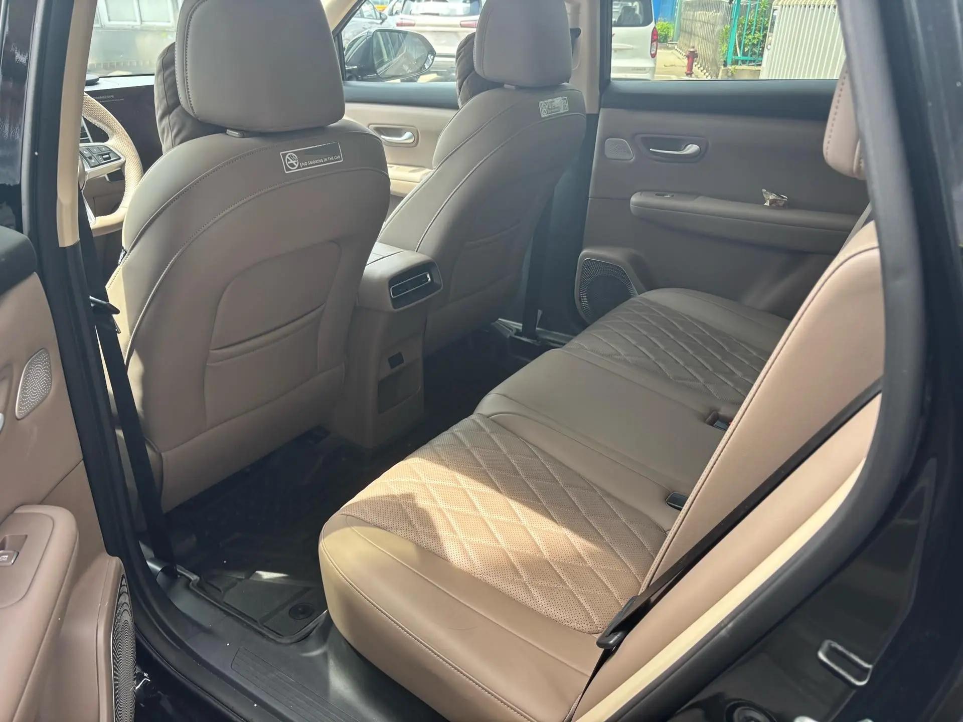 LanDian 2026 LanDian E5 PLUS 1.5 Stepless Standard Endurance Four-wheel Drive Performance Edition Ultra5 Seat Automatic Transmission 5
