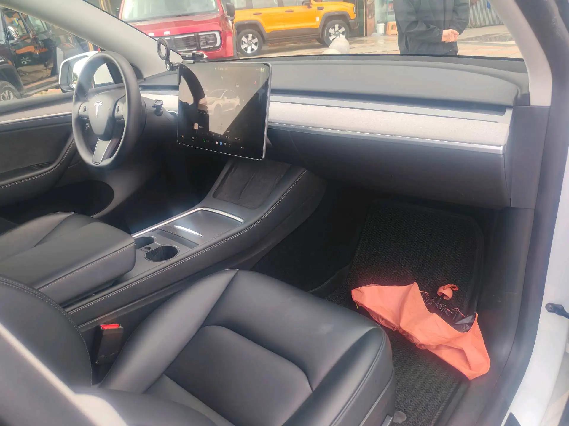 Model Y 2023 long-range all-wheel drive 4