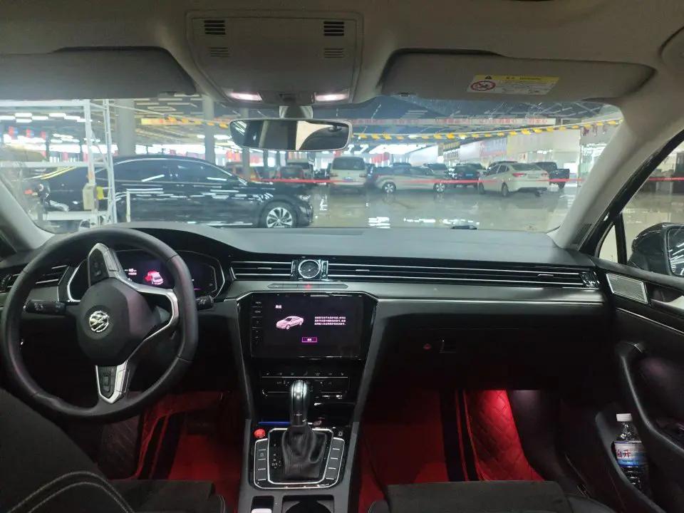 Magotan 2020 330TSI DSG Luxury Model 3