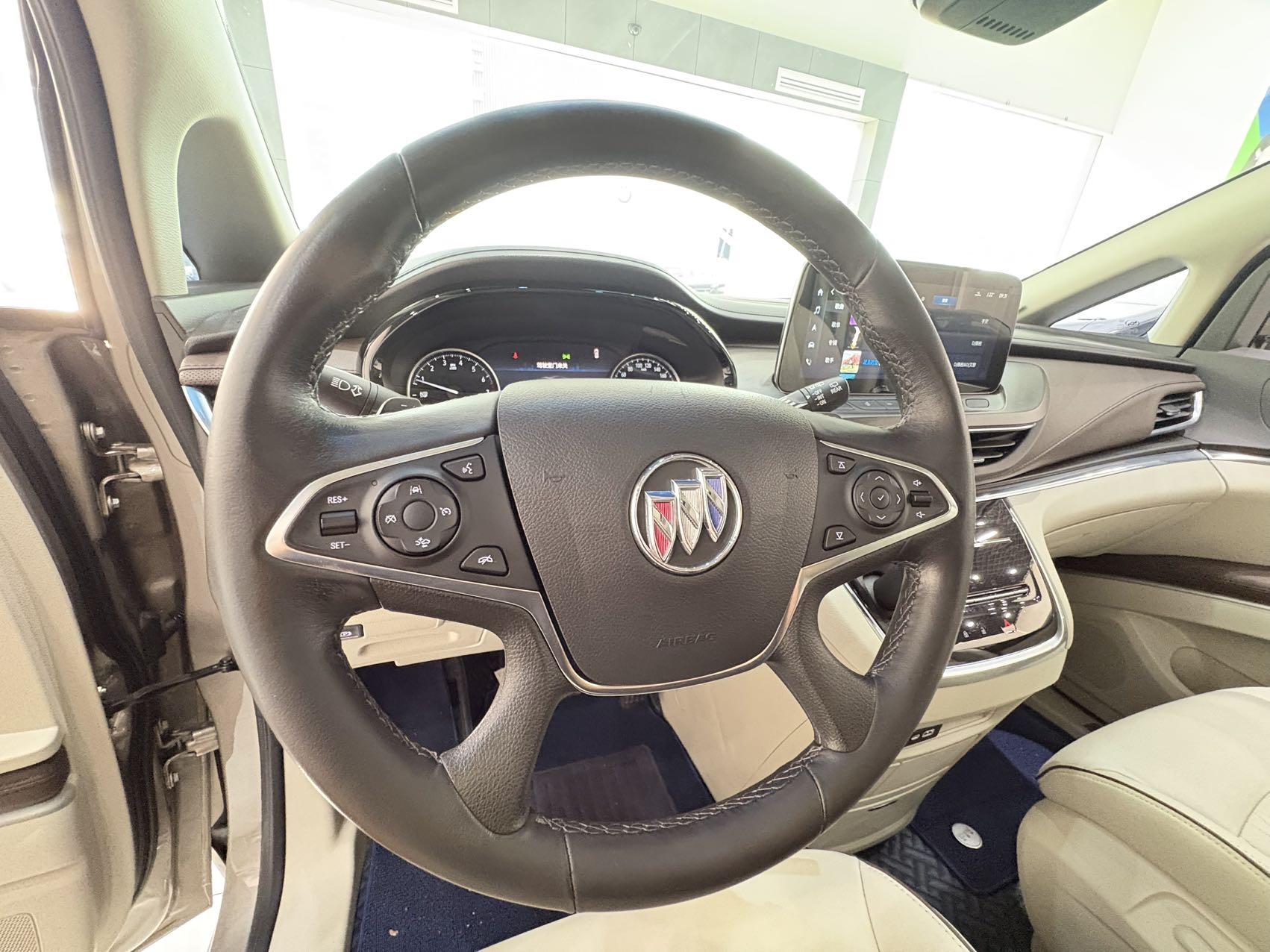Buick GL8 2022 Land Business Class 652T Smart Premium Model 6