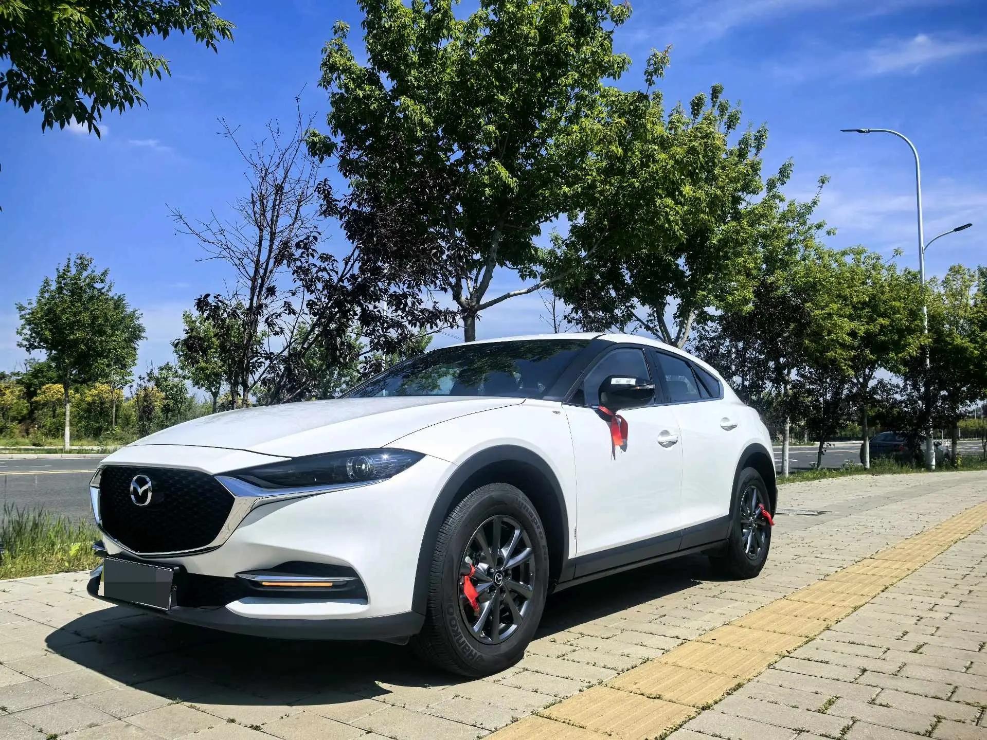 Open image lightbox: Mazda CX-4 2021 2.0L Automatic Two-Drive Blue Sky Exploration Edition