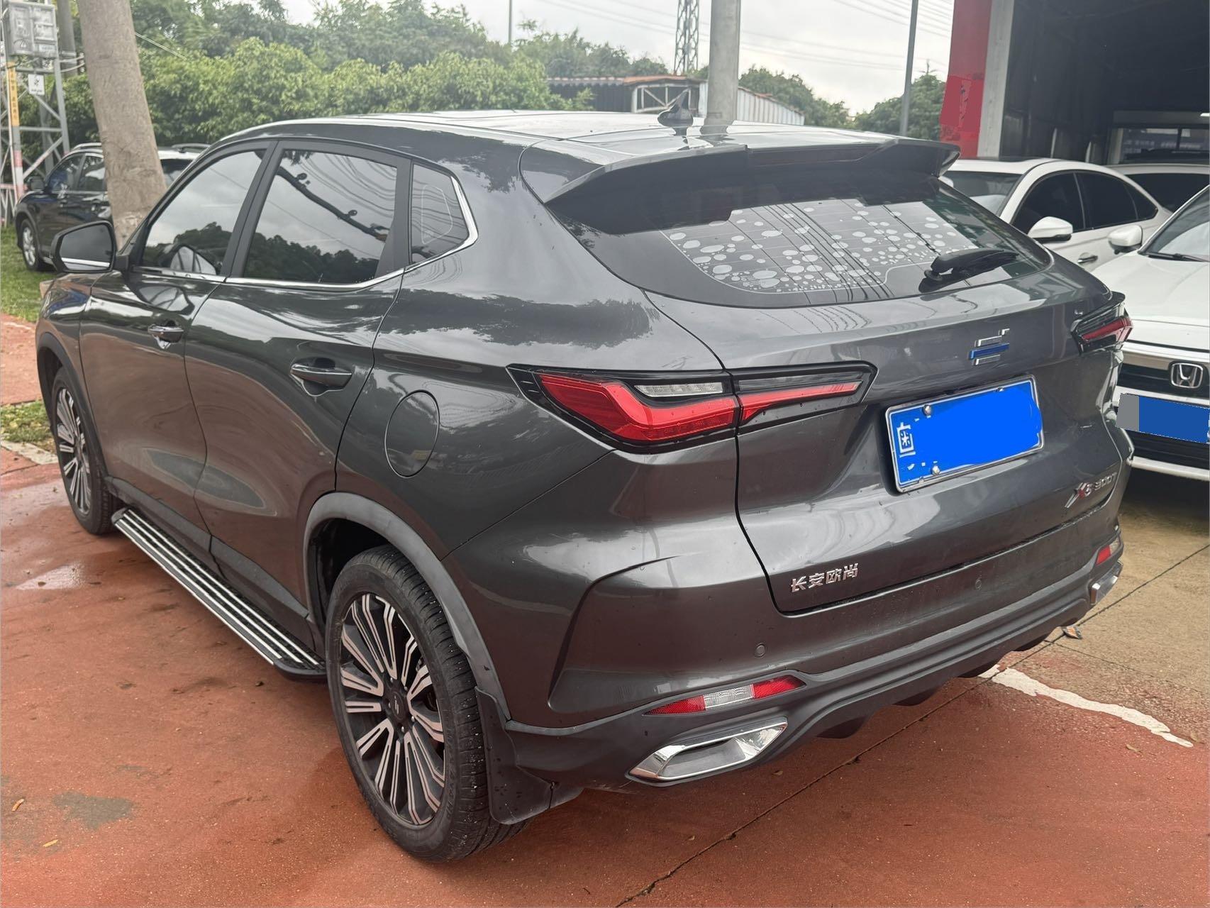 ChangAn Oshan X5 2021 1.5T DCT honorable model 3
