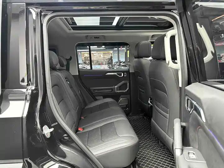 Jetour Traveler 2023 2.0T Four-Wheel Drive Cross-Country PRO 6