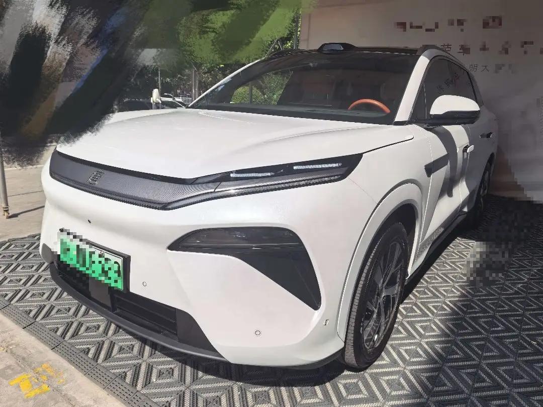 Tang L 2025 EV 670KM Laser Radar Flagship