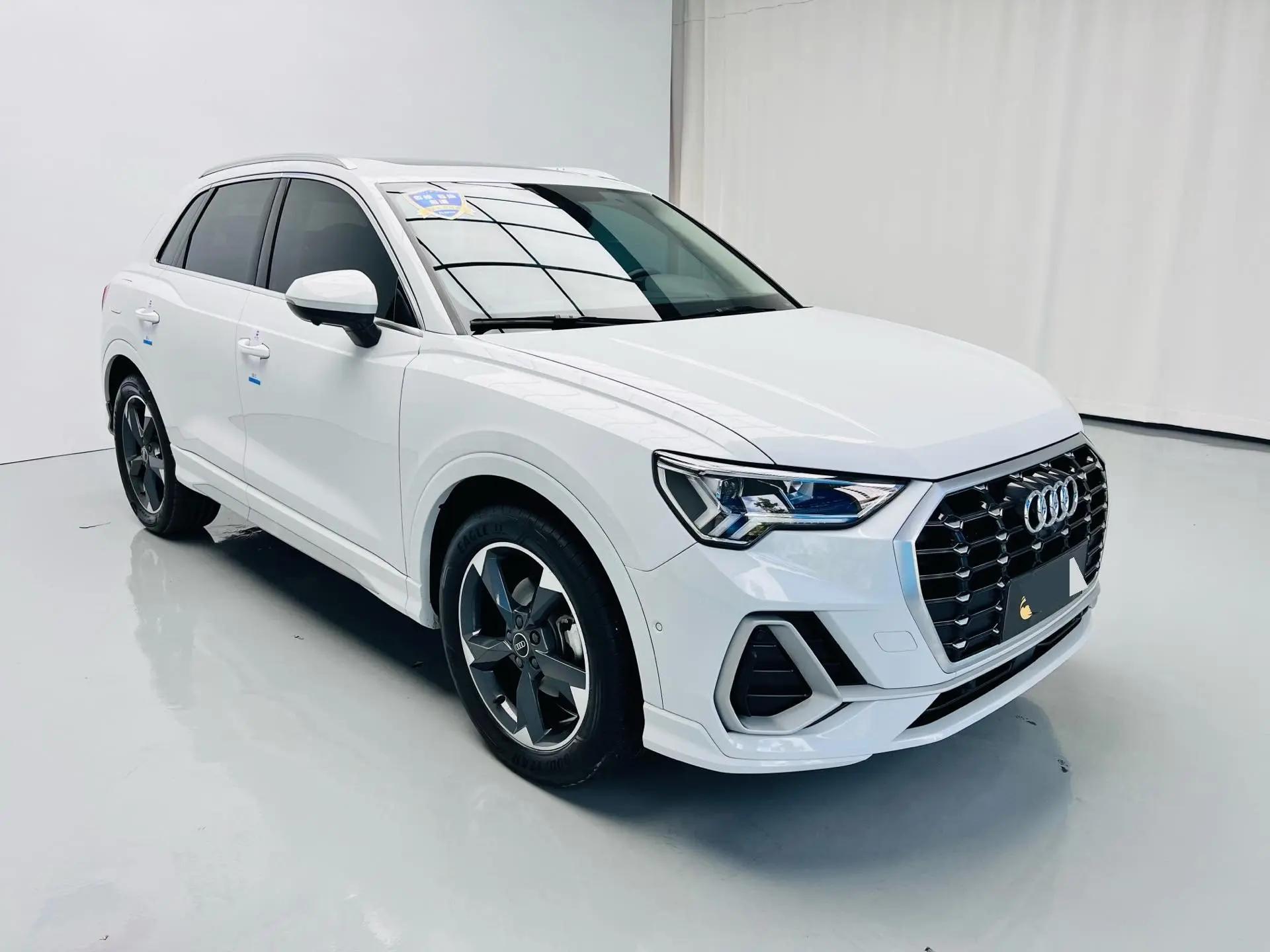 Audi Q3 2022 35 TFSI Fashion Dynamic 3