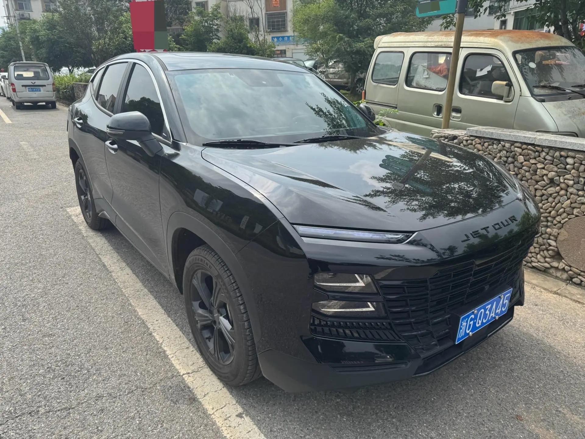 Jetour 2026 X70 PLUS 1.5T Luxury 5-seat Automatic Gear 2