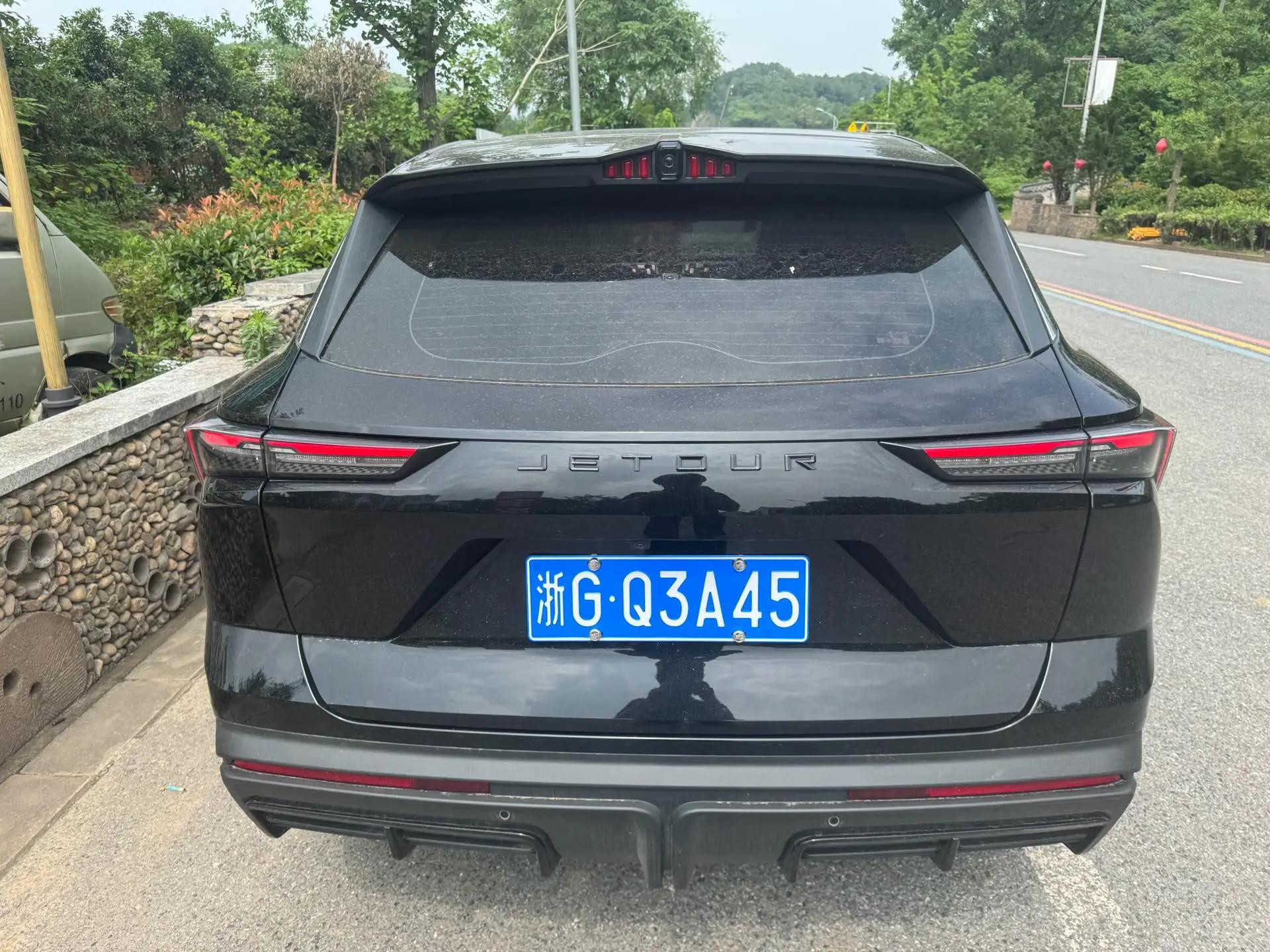 Jetour 2026 X70 PLUS 1.5T Luxury 5-seat Automatic Gear 3