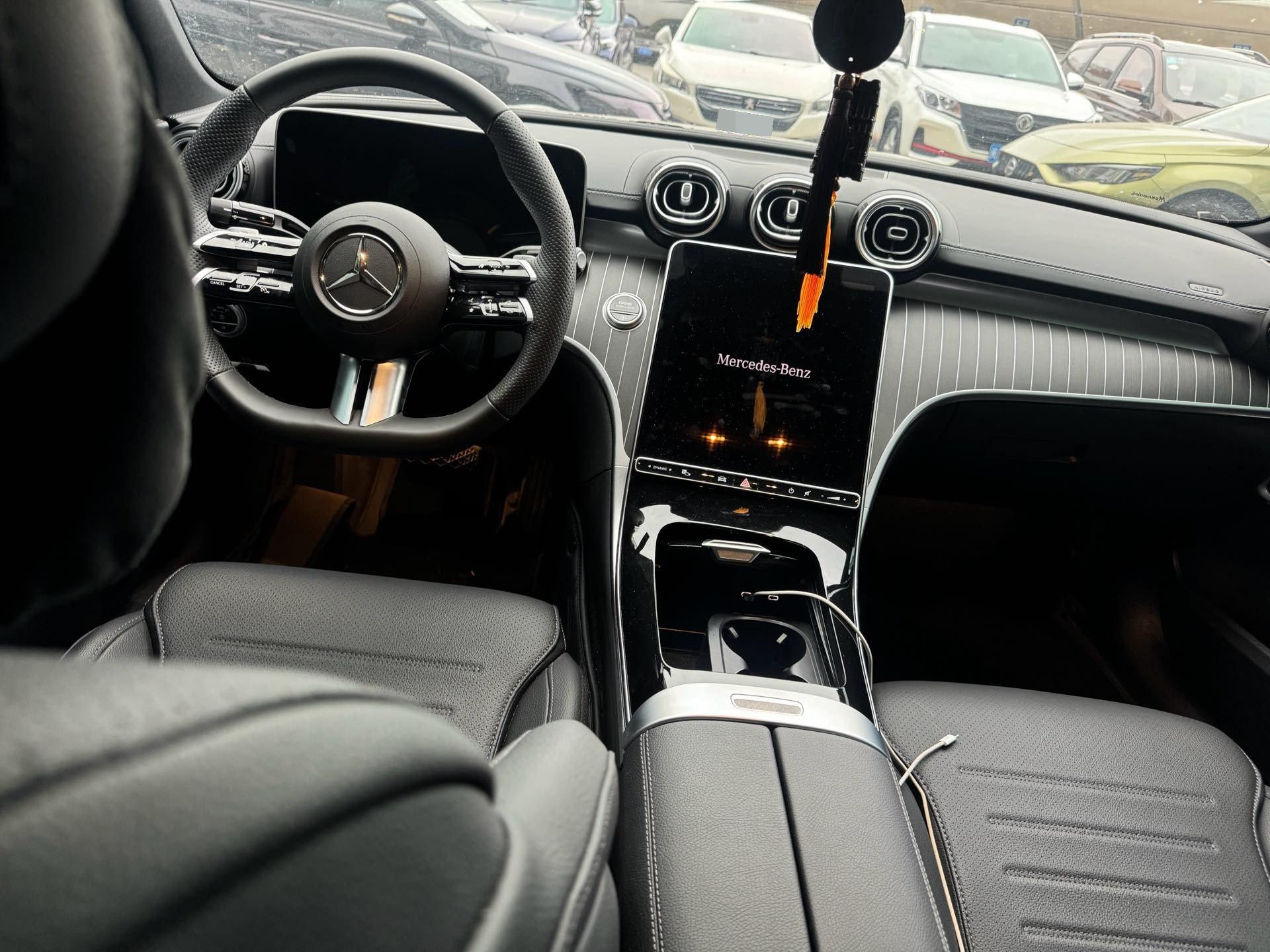 Mercedes Benz C- Class 2025 Model C 260 L 48V 1.5T Nocturnal Sports Edition Automatic 3