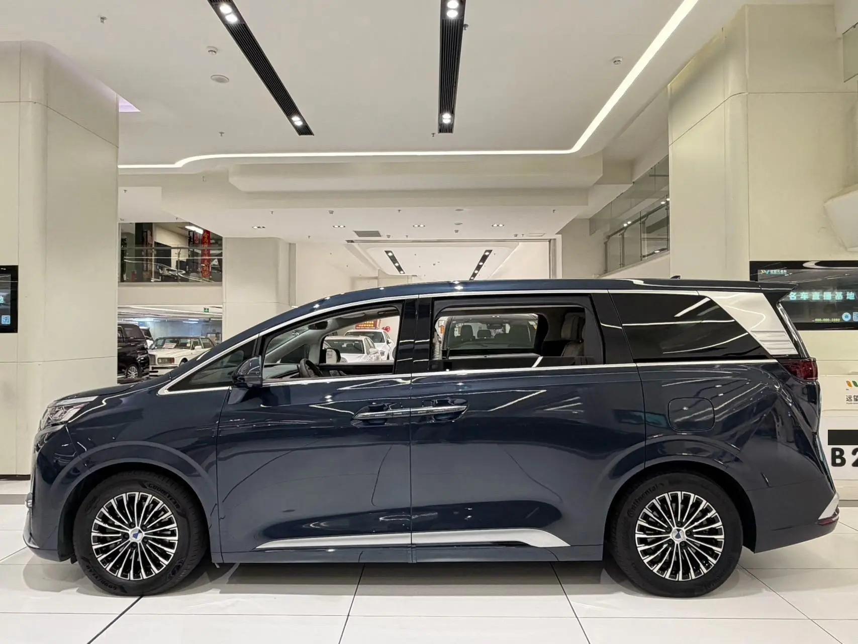 Denza D9 2022 DM-i 970 four-wheel drive flagship 2
