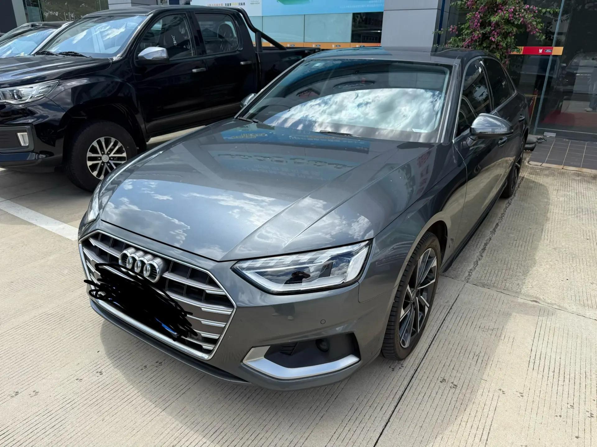 Open image lightbox: Audi A4L 2022 40 TFSI Fashion Elegant