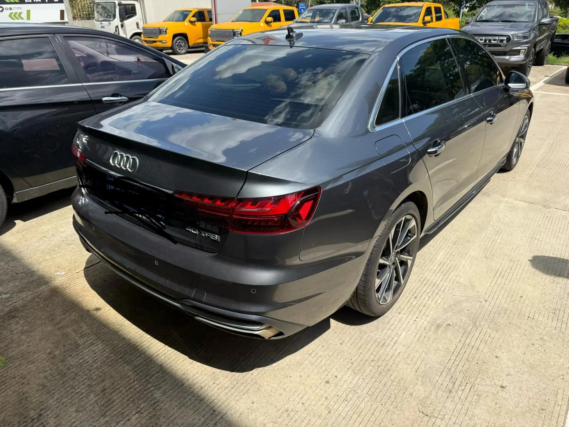 Audi A4L 2022 40 TFSI Fashion Elegant 3