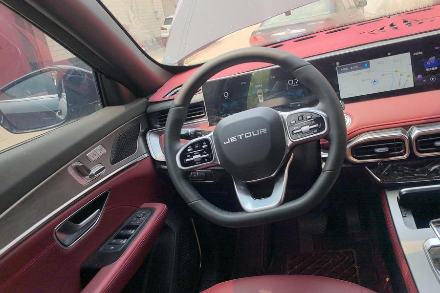 Jetour 2025 X70 PLUS 1.5T to Zhen Edition 7-seat Automatic Gear 6
